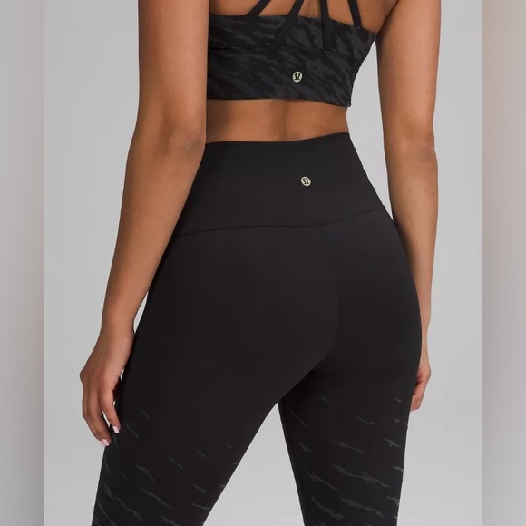 Lululemon 🍋 Lunar new year Wunder Under High rise 25’’ - Picture 4 of 4